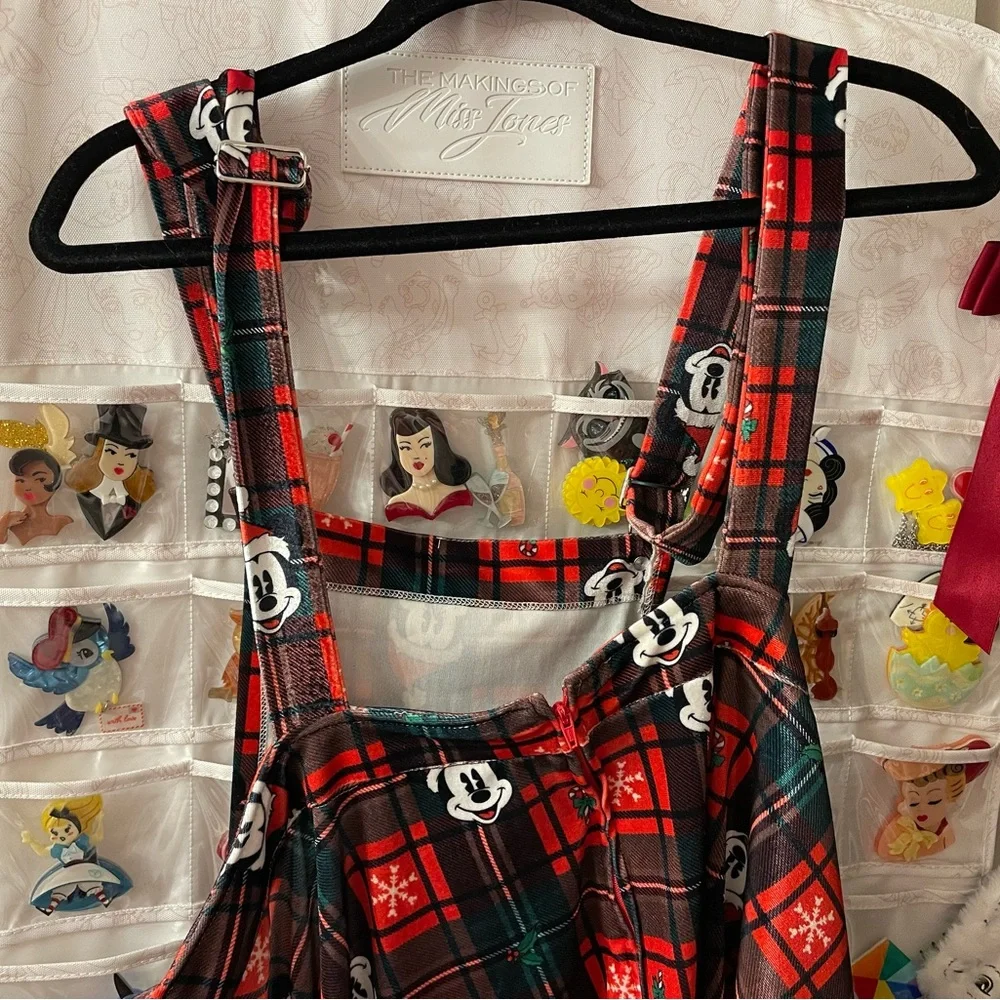 Her Universe Disney Holiday Plaid Skirtall - Picture 7 of 10